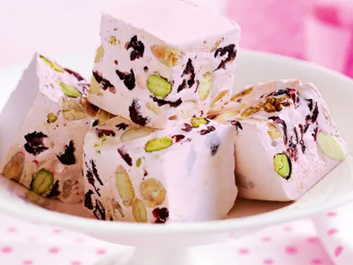 Barra de turrón de arándano y pistacho